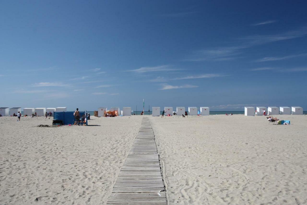 Apartamento Zeebriesje Oostduinkerke Exterior foto