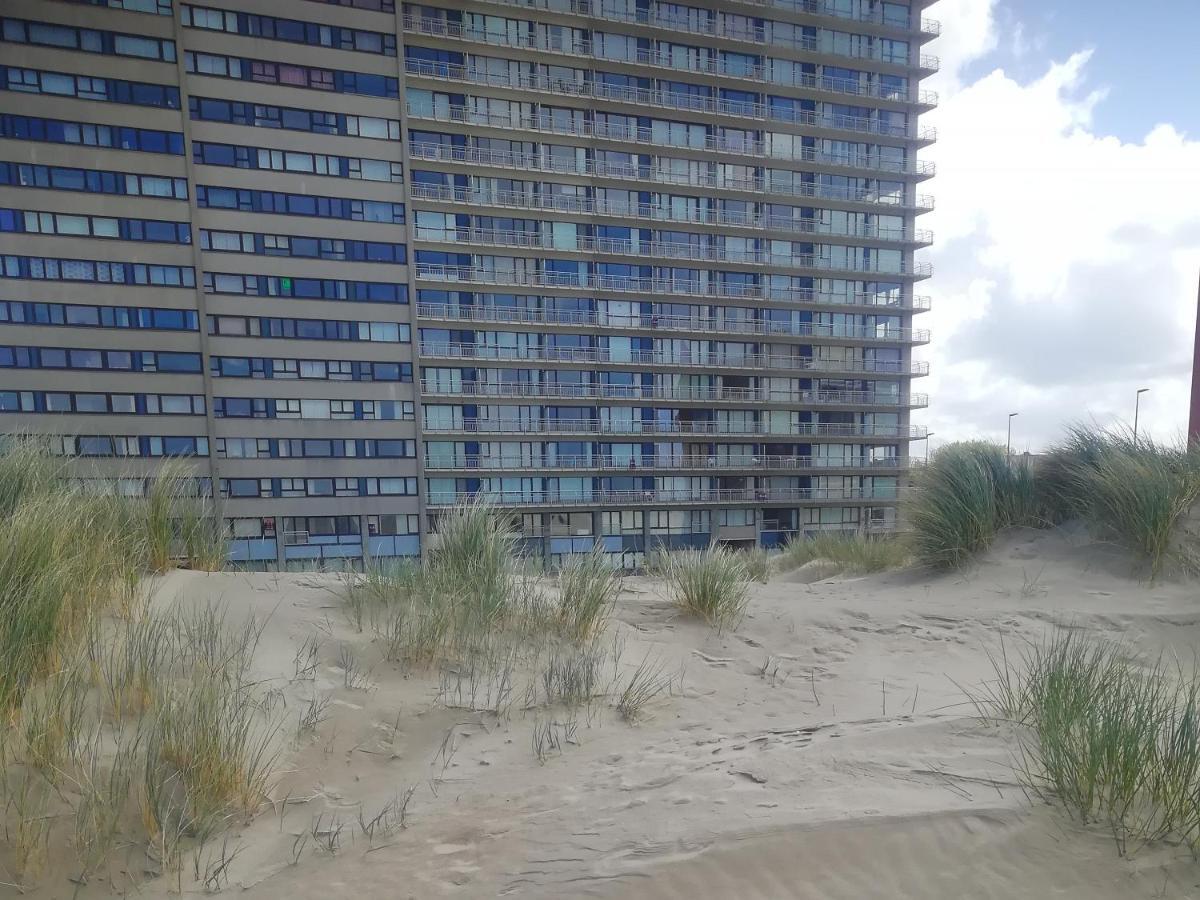 Apartamento Zeebriesje Oostduinkerke Exterior foto